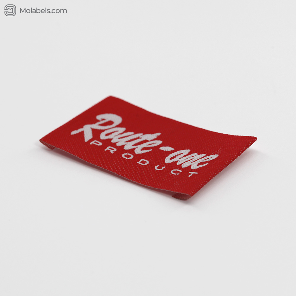 Red end fold woven label damask