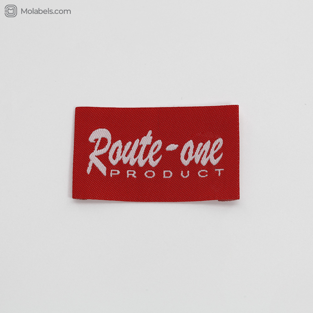 Red end fold woven label damask