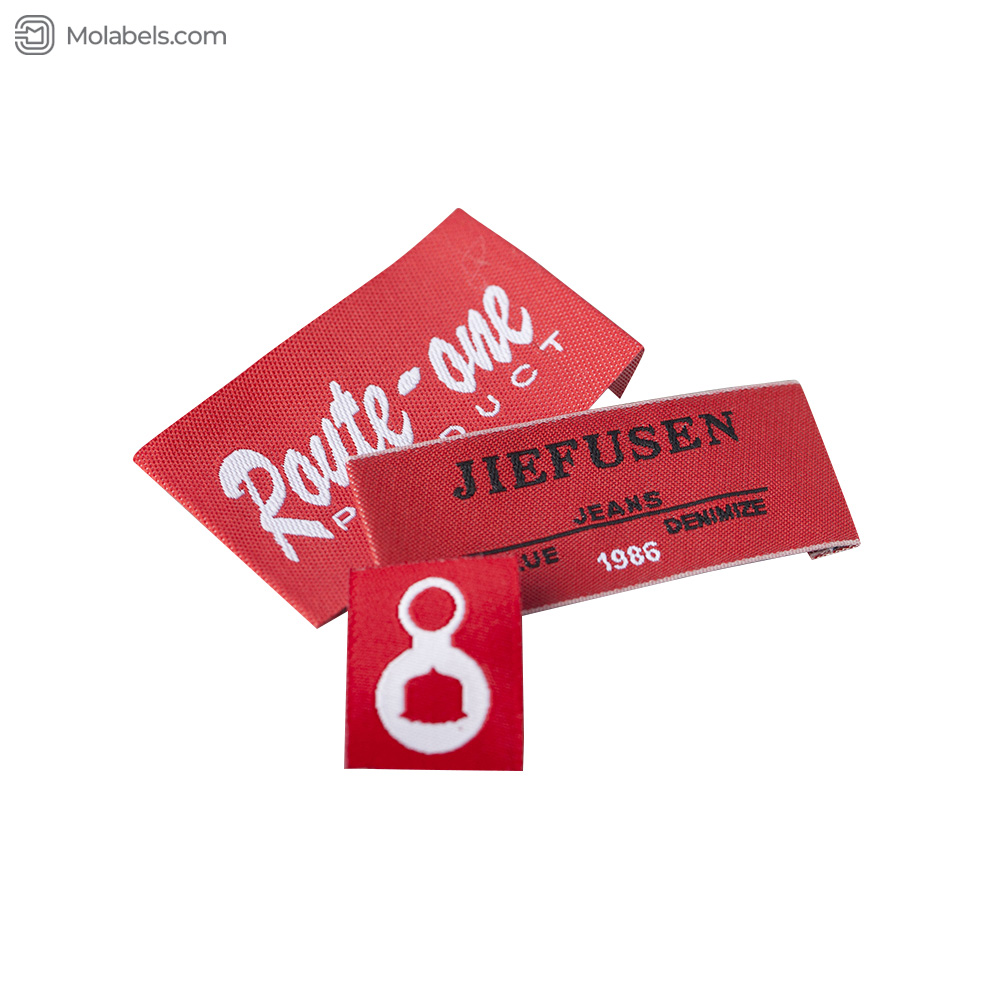 Red end fold woven label damask